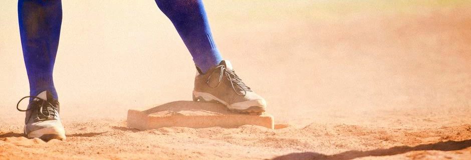 Moulded Baseball Cleats